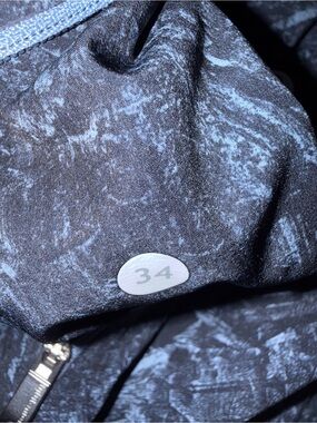 Lululemon Board Shorts men’s size 34